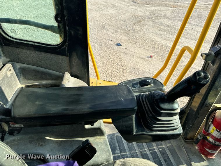 image for item EH7066 John Deere 844K-II wheel loader