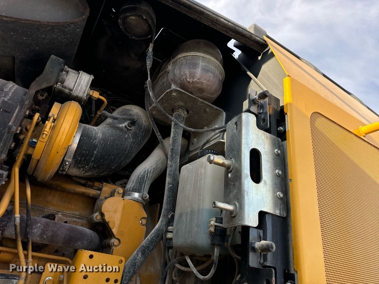 image for item EH7066 John Deere 844K-II wheel loader