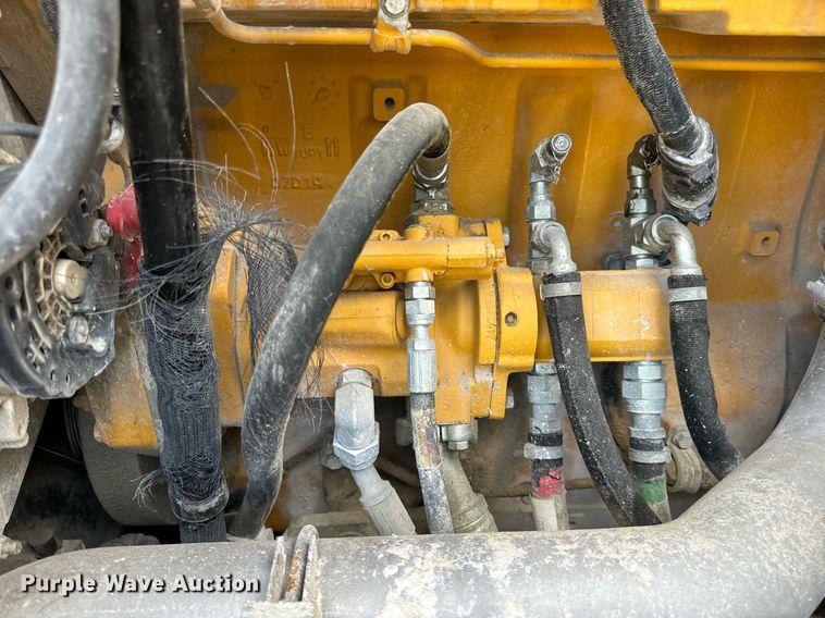 image for item EH7066 John Deere 844K-II wheel loader