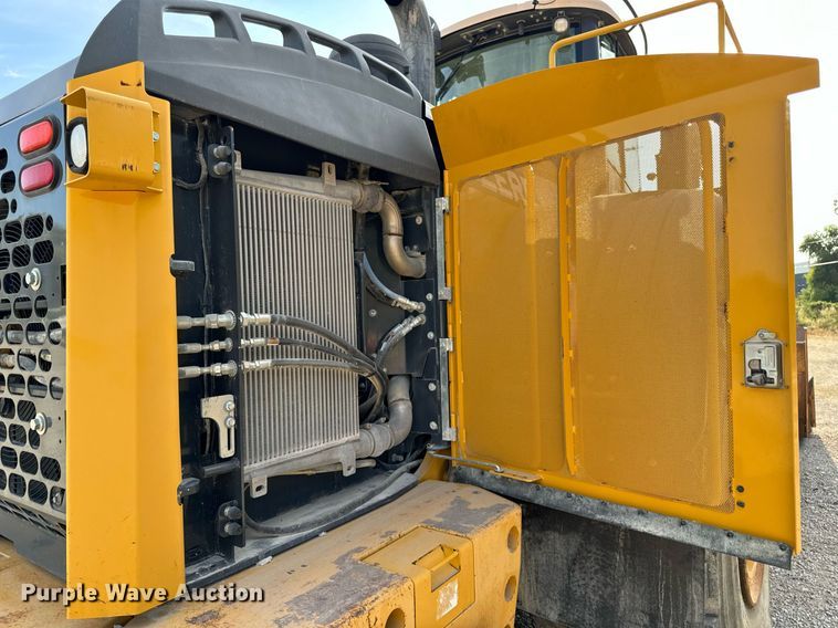 image for item EH7066 John Deere 844K-II wheel loader