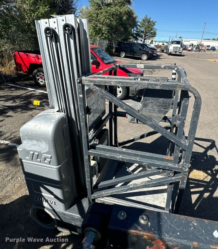 image for item EI4041 2017 JLG 20MVL vertical lift
