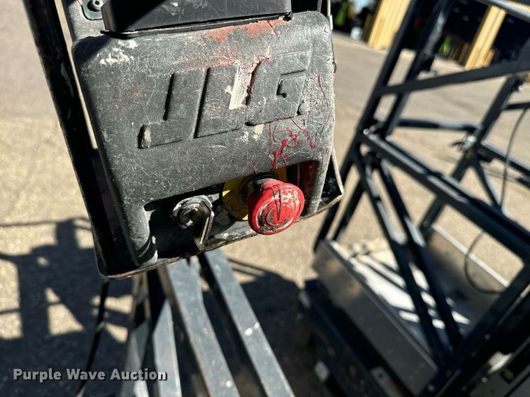 image for item EI4041 2017 JLG 20MVL vertical lift