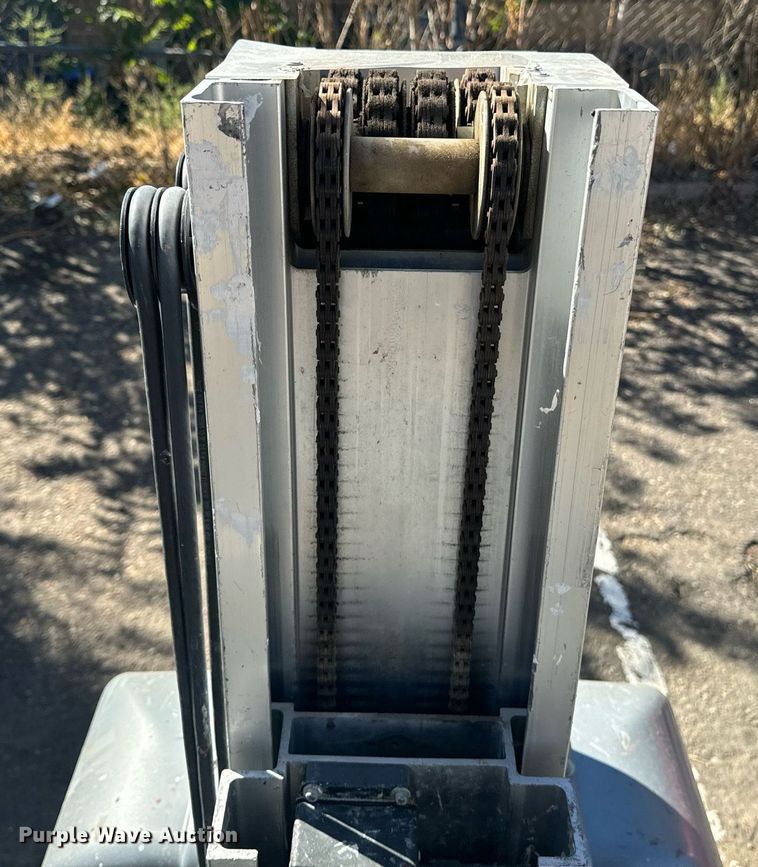 image for item EI4041 2017 JLG 20MVL vertical lift