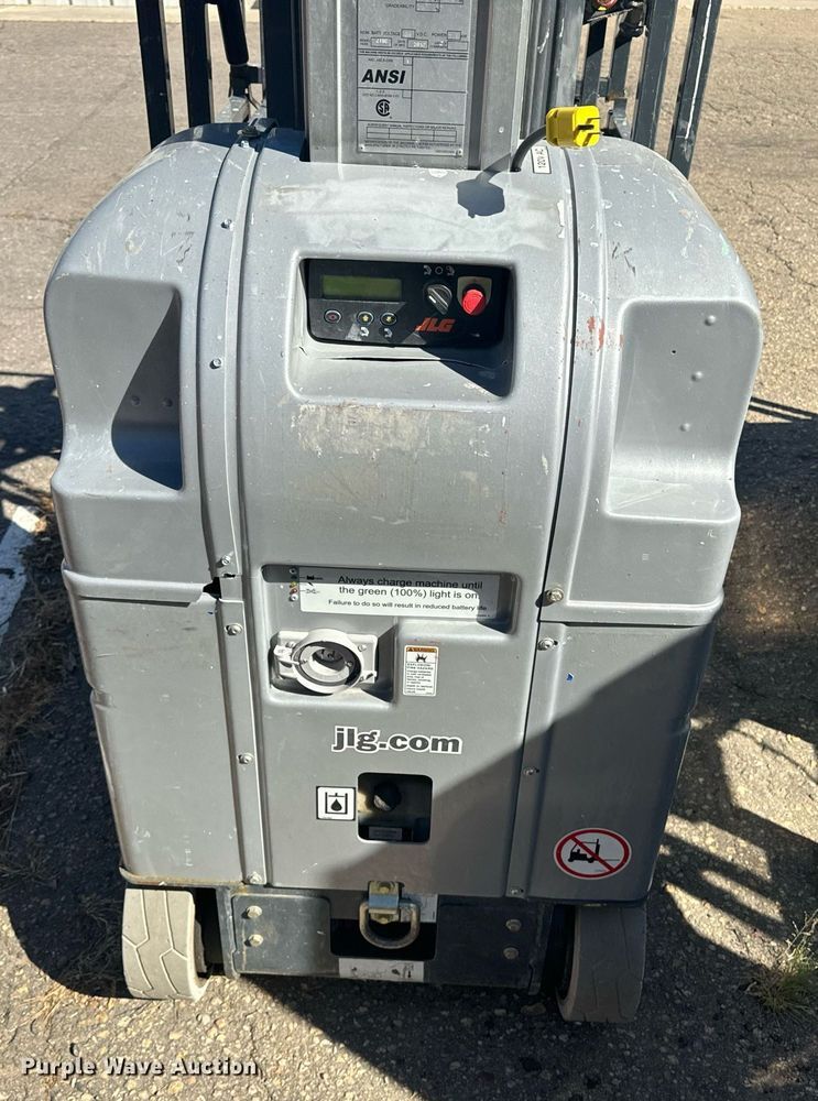 image for item EI4041 2017 JLG 20MVL vertical lift