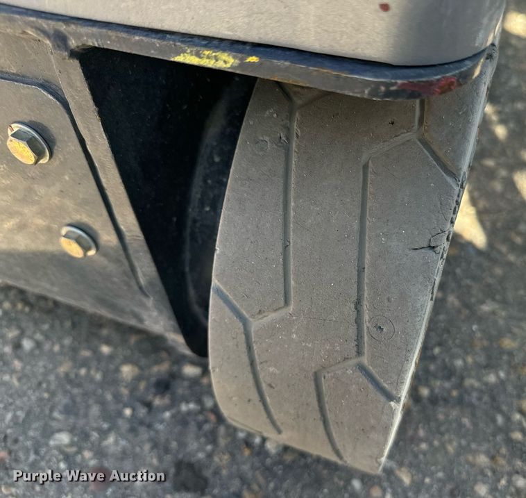 image for item EI4041 2017 JLG 20MVL vertical lift