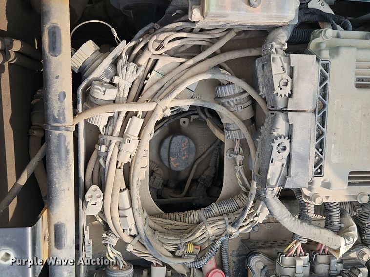 image for item EI8373 2020 Multi Quip STX6H riding trowel