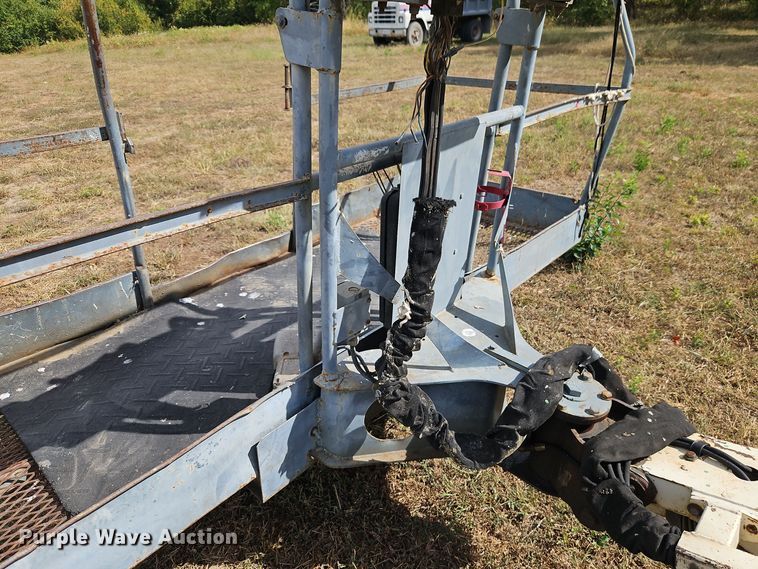 image for item EI8376 2002 Terex TB85 boom lift