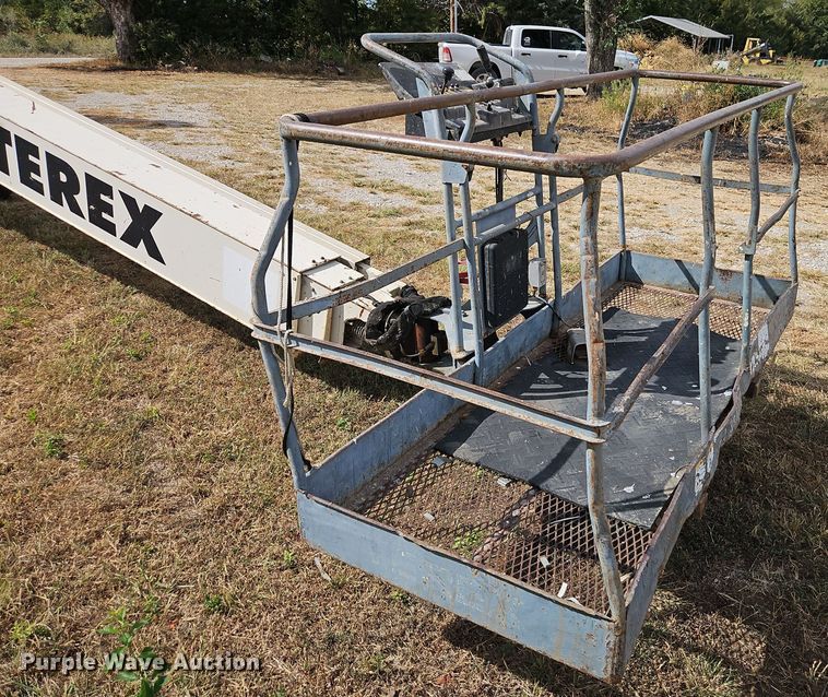 image for item EI8376 2002 Terex TB85 boom lift