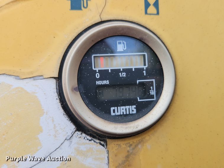 image for item EI8376 2002 Terex TB85 boom lift