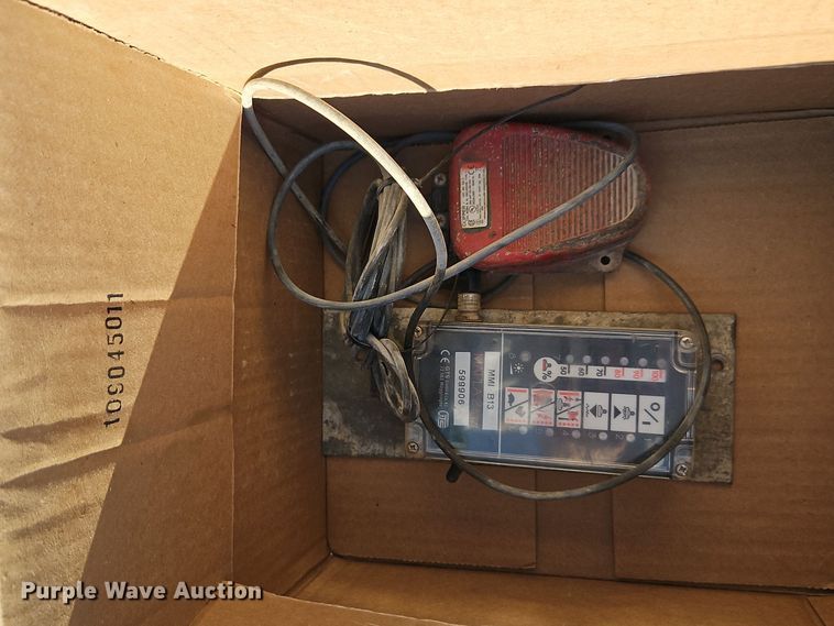 image for item EI8381  40