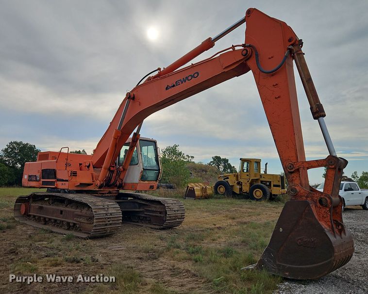 image for item EI8386 1997 Daewoo SL400LC-III excavator