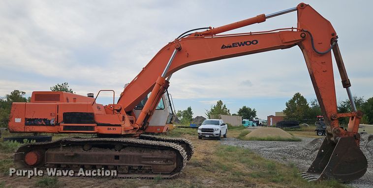 image for item EI8386 1997 Daewoo SL400LC-III excavator