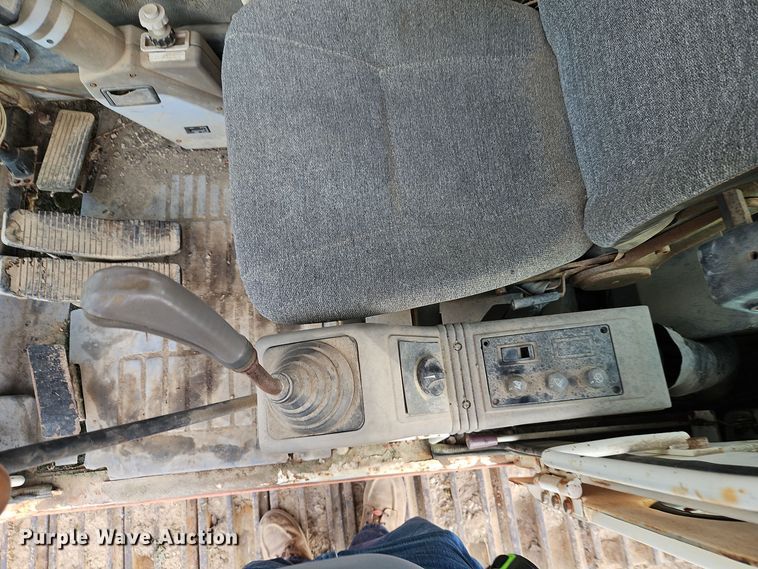 image for item EI8386 1997 Daewoo SL400LC-III excavator