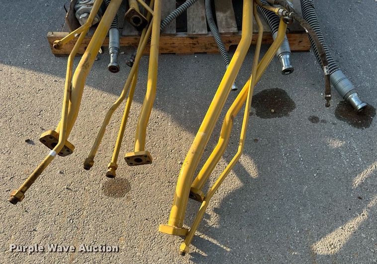 image for item EJ3020 Caterpillar  excavator bucket