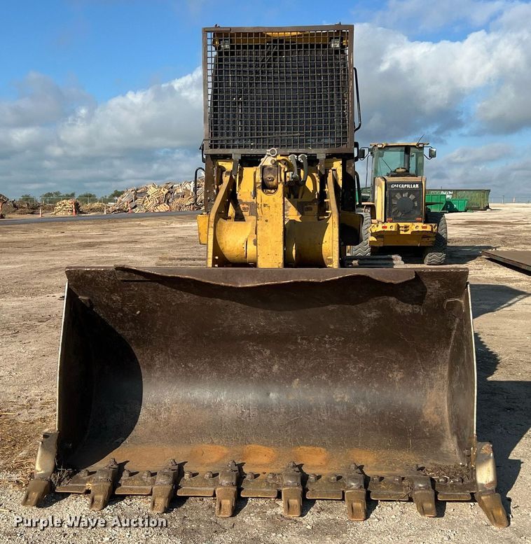 image for item EJ3024 2006 Caterpillar 963C track loader