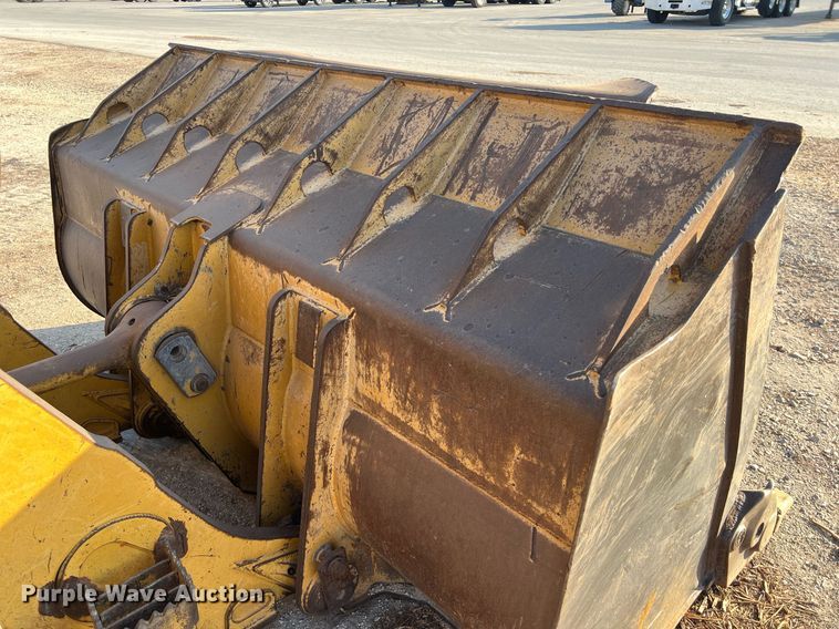 image for item EJ3024 2006 Caterpillar 963C track loader