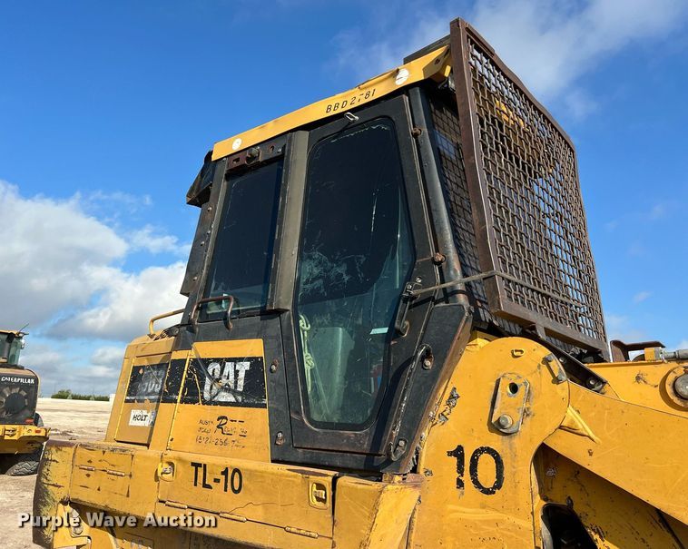 image for item EJ3024 2006 Caterpillar 963C track loader