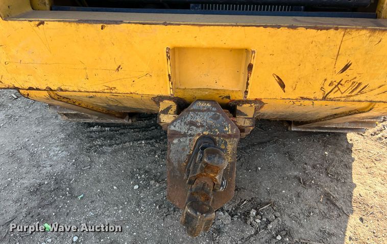 image for item EJ3024 2006 Caterpillar 963C track loader