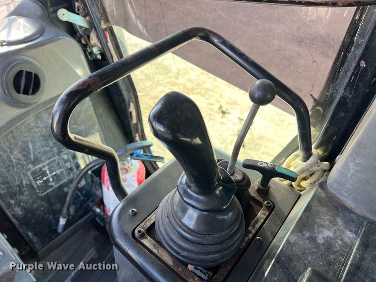 image for item EJ3024 2006 Caterpillar 963C track loader