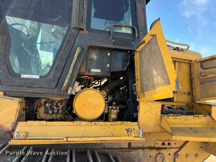 image for item EJ3024 2006 Caterpillar 963C track loader