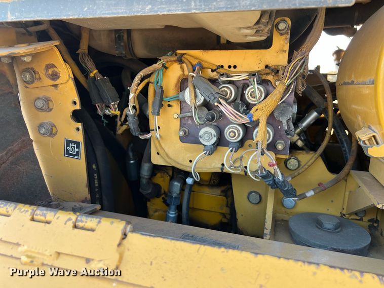 image for item EJ3024 2006 Caterpillar 963C track loader