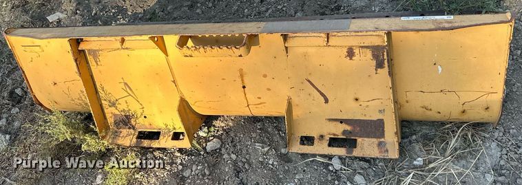 image for item EJ7225 Case  H674862 skid steer bucket