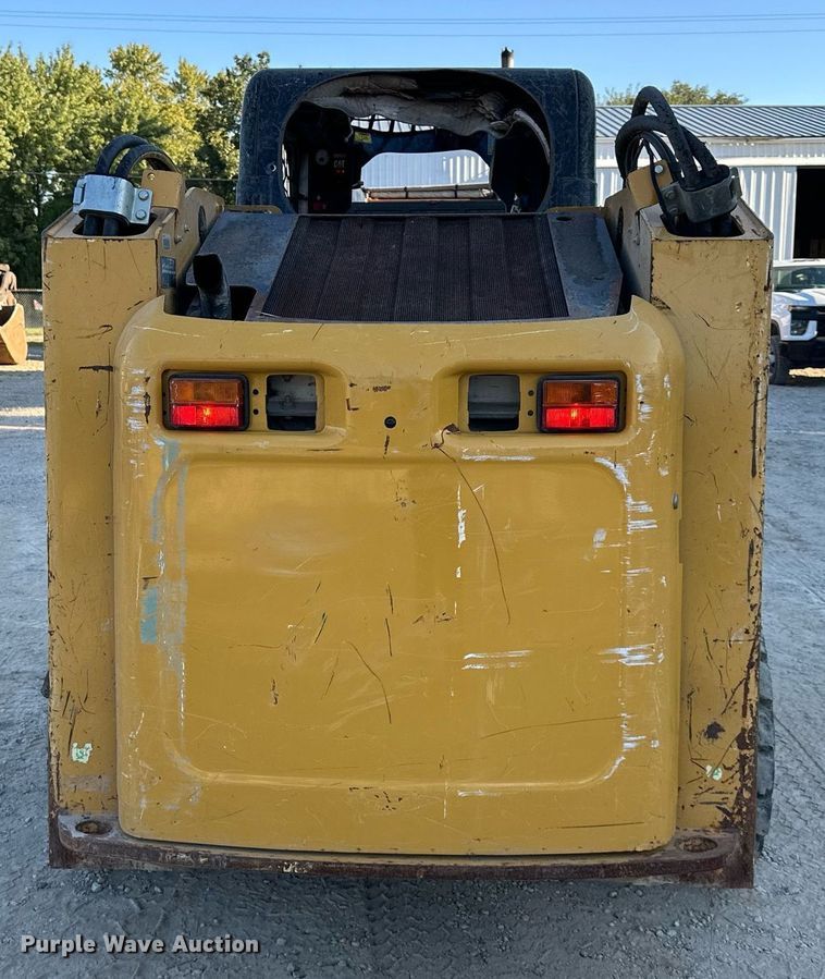 image for item EJ7229 2011 Caterpillar 246C skid steer loader