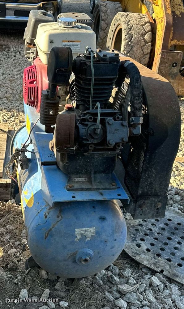 image for item EJ7230 Puma air compressor