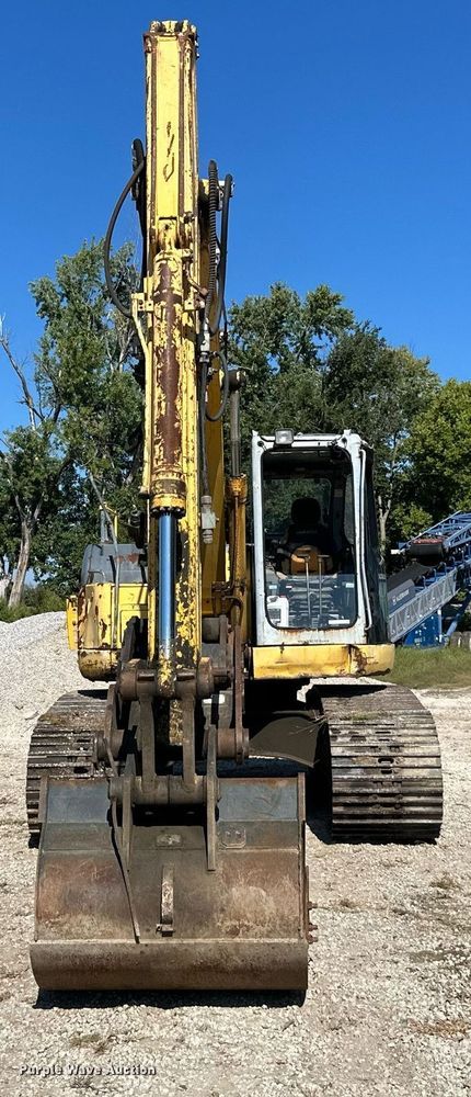 image for item EJ7235 2007 Komatsu PC158USLC excavator