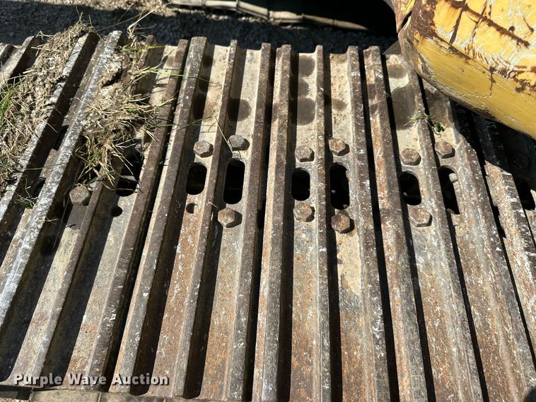 image for item EJ7235 2007 Komatsu PC158USLC excavator