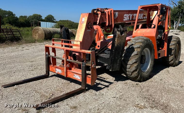 image for item EJ7236 1997 Skytrak 10054 telehandler