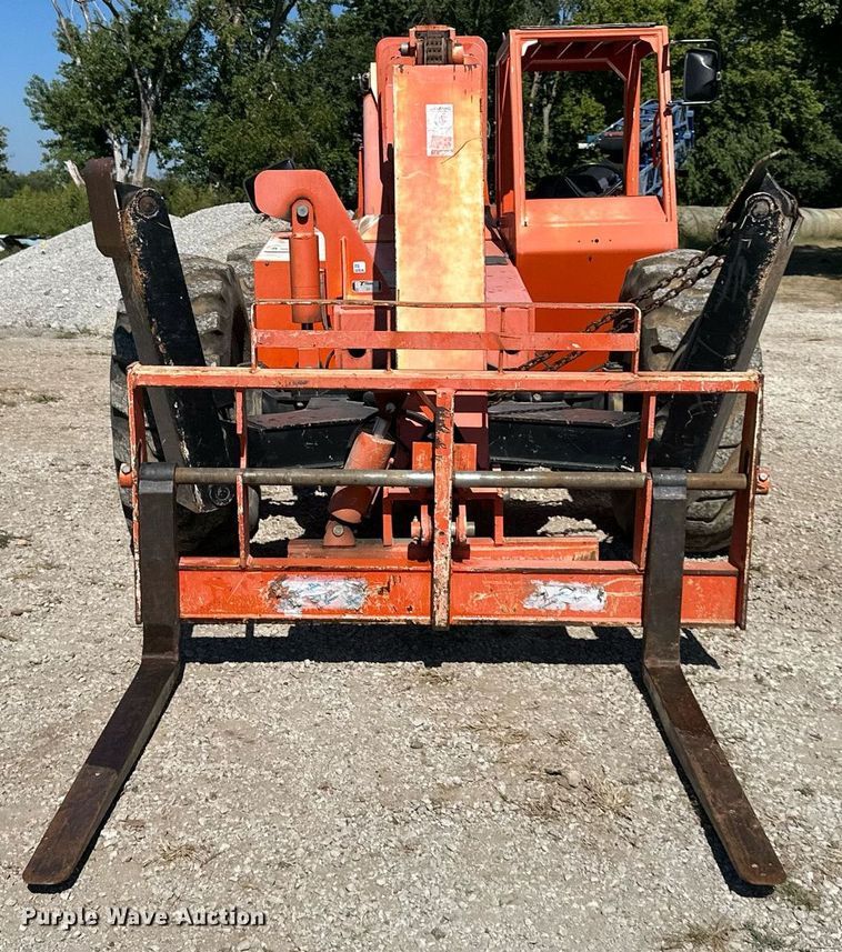 image for item EJ7236 1997 Skytrak 10054 telehandler