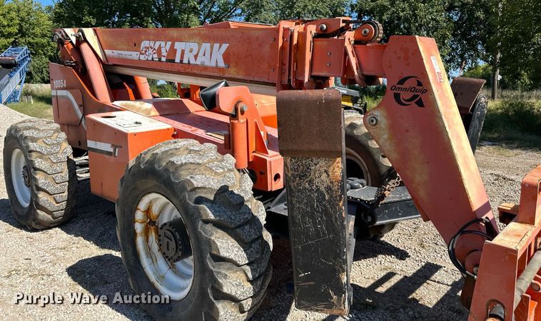image for item EJ7236 1997 Skytrak 10054 telehandler