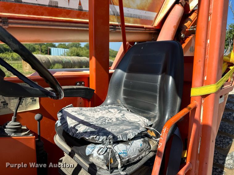 image for item EJ7236 1997 Skytrak 10054 telehandler