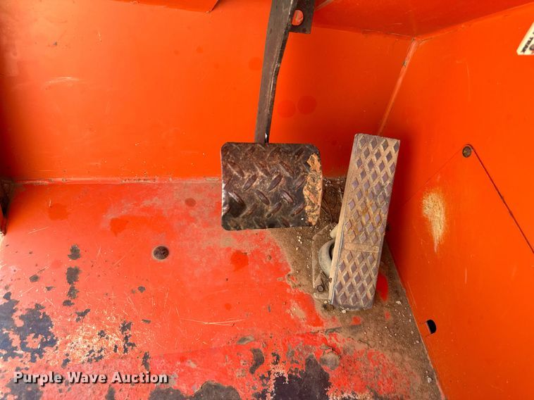 image for item EJ7236 1997 Skytrak 10054 telehandler