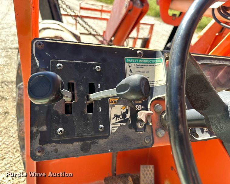 image for item EJ7236 1997 Skytrak 10054 telehandler