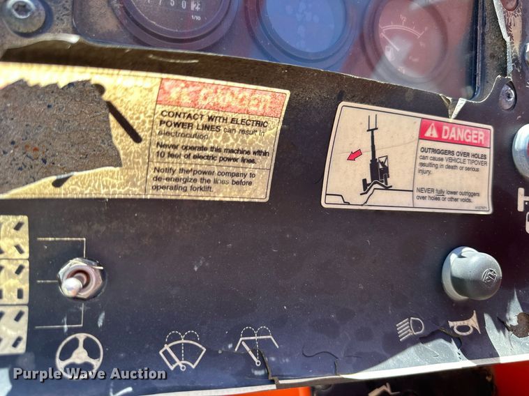 image for item EJ7236 1997 Skytrak 10054 telehandler