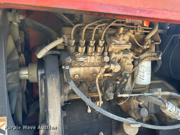 image for item EJ7236 1997 Skytrak 10054 telehandler