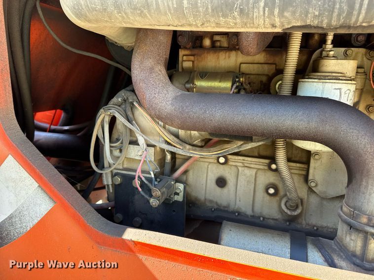 image for item EJ7236 1997 Skytrak 10054 telehandler