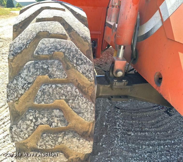 image for item EJ7236 1997 Skytrak 10054 telehandler