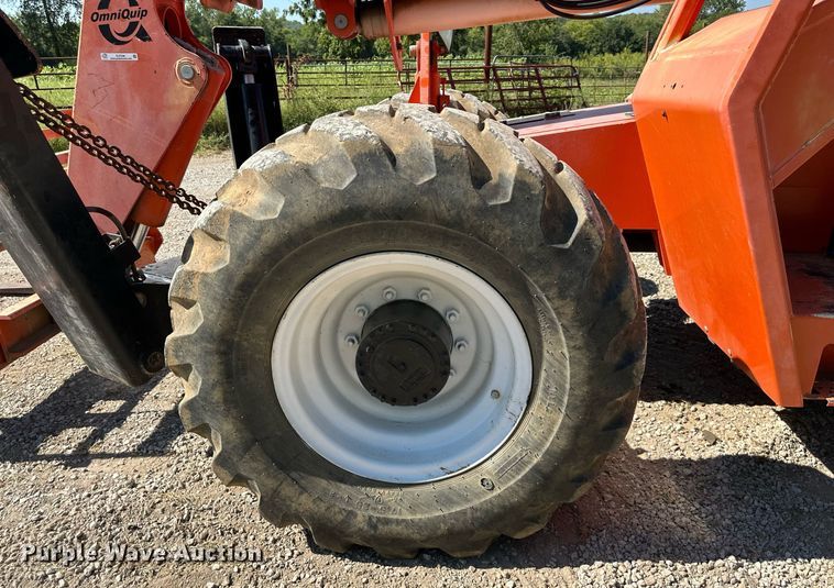 image for item EJ7236 1997 Skytrak 10054 telehandler