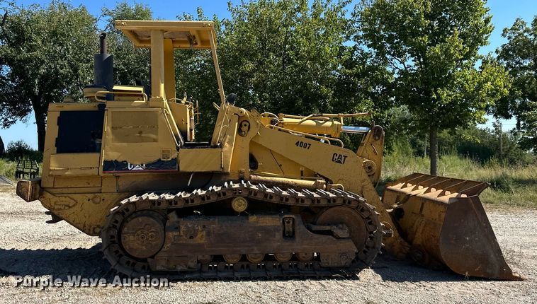 image for item EJ7237 1986 Caterpillar  963 track loader