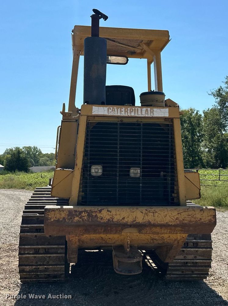 image for item EJ7237 1986 Caterpillar  963 track loader