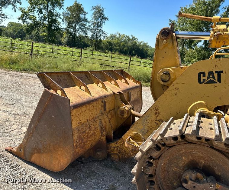 image for item EJ7237 1986 Caterpillar  963 track loader