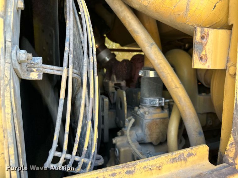 image for item EJ7237 1986 Caterpillar  963 track loader