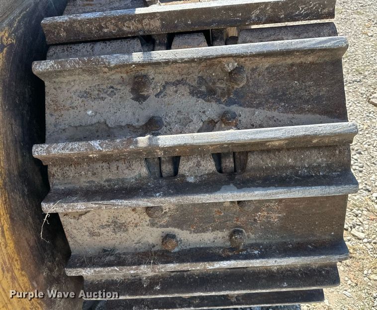 image for item EJ7237 1986 Caterpillar  963 track loader