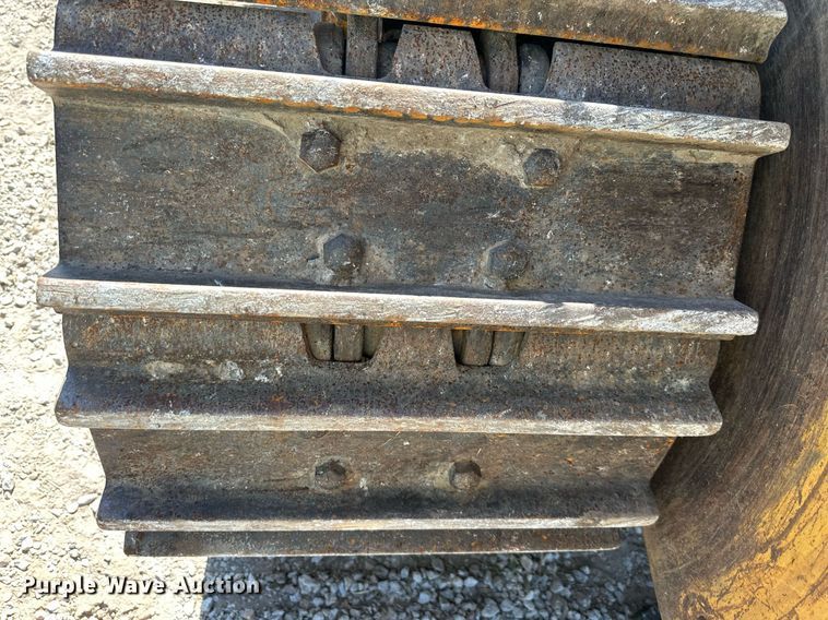 image for item EJ7237 1986 Caterpillar  963 track loader