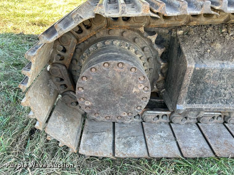 image for item EJ7239 2005 John Deere  330CLC excavator