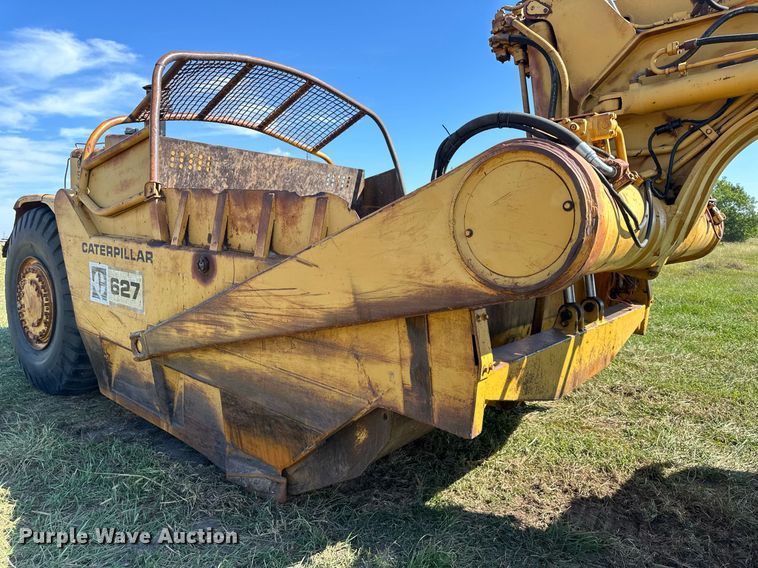 image for item EJ7240 1973 Caterpillar  627 conventional scraper 