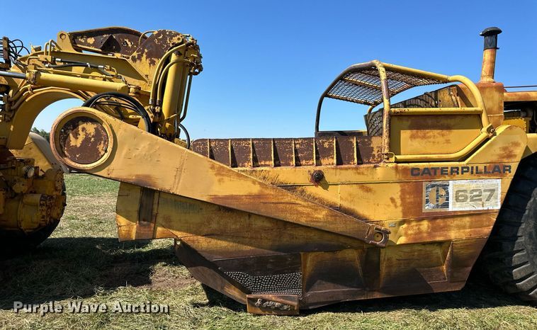 image for item EJ7241 Caterpillar  627 conventional scraper 